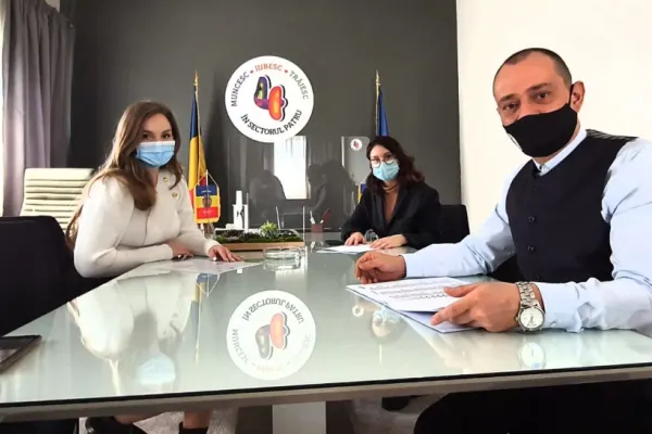 Primăria Sectorului 4, pregătită să plătească integral bursele școlare, după alocarea bugetului necesar de către Guvern