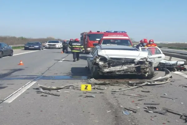 Un tânăr băut și cu permisul suspendat a fost reținut după ce a accidentat mortal un bărbat și a fugit de la locul faptei