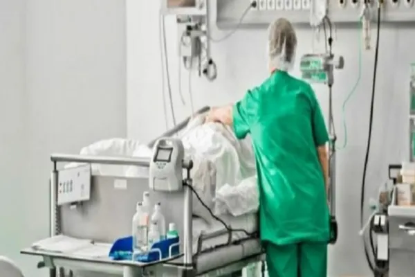 Ministerul Sănătății anunță încă 12 paturi ATI COVID, alte aproape o sută vor fi funcționale în perioada următoare