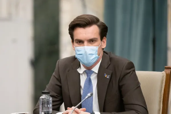 Vaccinare doar cu buletinul la un restaurant din Capitală: 500 de persoane din Horeca se vor vaccina fără programare