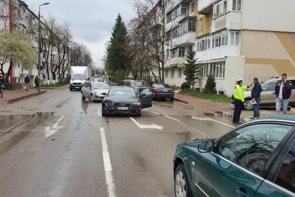 Inconștiență la dublu. Accident auto în Botoșani, amândoi șoferii erau băuți