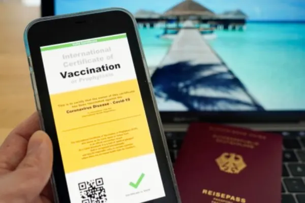 Pașaportul COVID-19, obligatoriu în Germania din 1 august - Măsuri suplimentare pentru reducerea valului 4 de coronavirus
