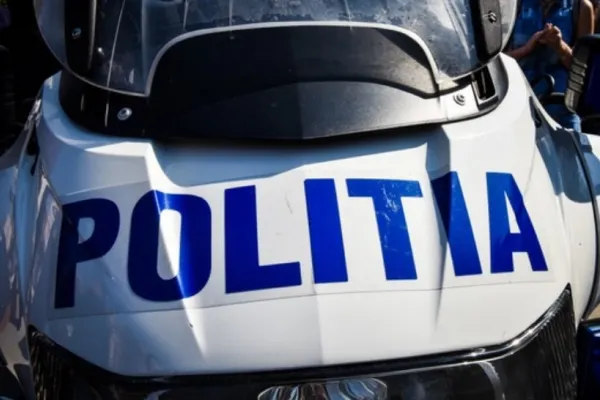 3 persoane reținute într-un dosar de proxenetism. Ce metodă folosea grupul infracțional
