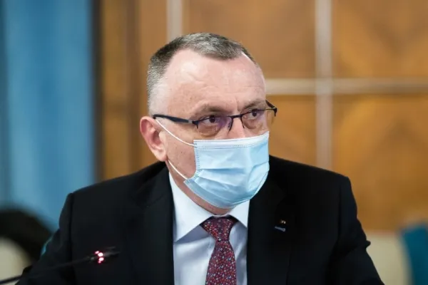 Premii de mii de lei pentru elevii cu nota 10 la Bacalaureat și Evaluarea Naţională, anunțate de Sorin Cîmpeanu - VIDEO