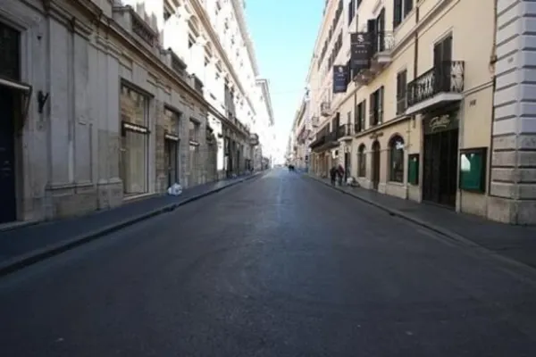 IMAGINI inedite din Roma. Cum au supraviețuit românii din Italia pe timp de pandemie - reportaj Realitatea PLUS
