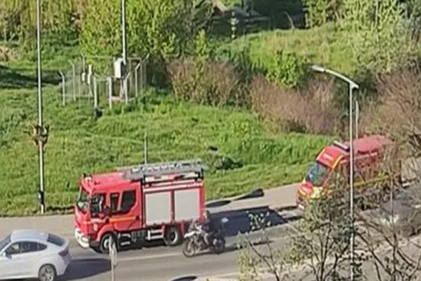 Moarte SUSPECTĂ: Femeie găsită înecată în râul Olt, la Sfântu Gheorghe. Polițiștii cercetează cauzele