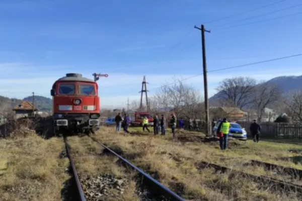 Accident feroviar grav în judeţul Iaşi! O femeie a murit după ce a fost lovită de un tren