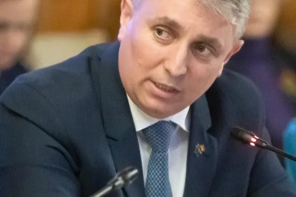 Pensii speciale. 30 de milioane de lei ne costă pensiile parlamentarilor - De ce pensiile militarilor nu sunt speciale - Anunțul lui Lucian Bode