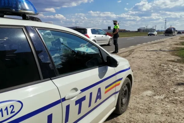 Minor aflat sub influența alcoolului a accidentat o tânără într-o stație de autobuz și a fugit de la locul accidentului
