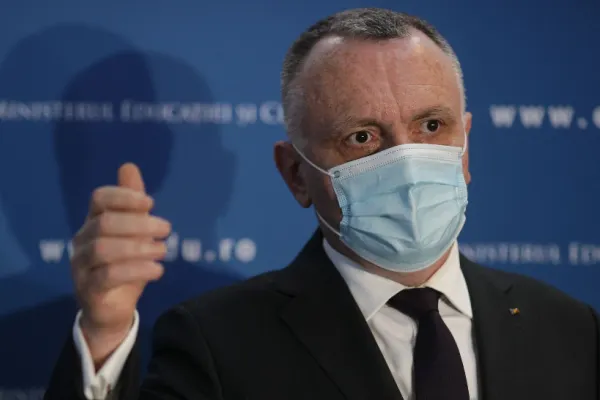 Sorin Cîmpeanu: Este cel mai mare procent de promovare din ultimii 3 ani la Evaluarea Națională 2021. O inflație a notelor de 10 nu face bine