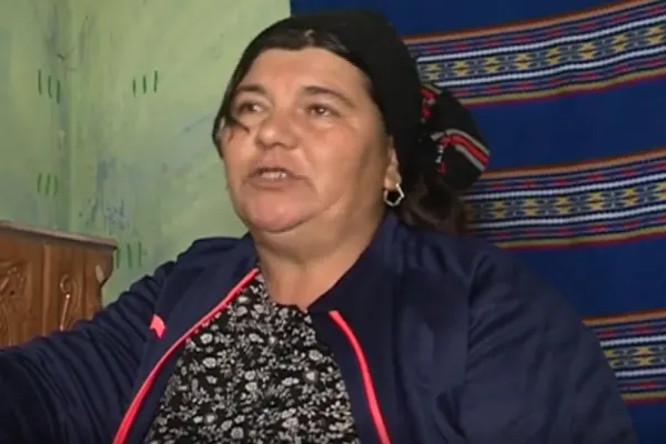 Realitatea de lângă tine - Daniela Constantin își crește singură cei 4 copii. Adolescență furată de sărăcie