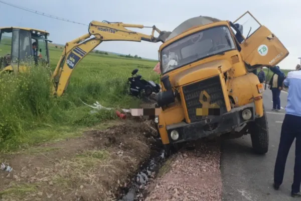 Accident șocant! Un bărbat a murit după ce a fost strivit de o cisternă condusă de un șofer băut