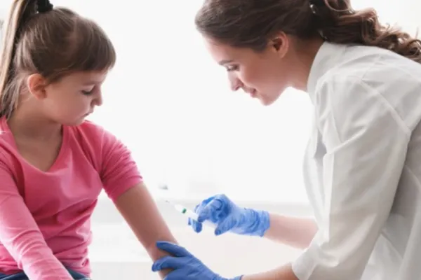 Ministerul Sănătății are în plan extinderea vaccinării gratuite anti-HPV la fetele cu vârsta mai mare de 14 ani și la băieți. ANUNȚUL Ioanei Mihăilă