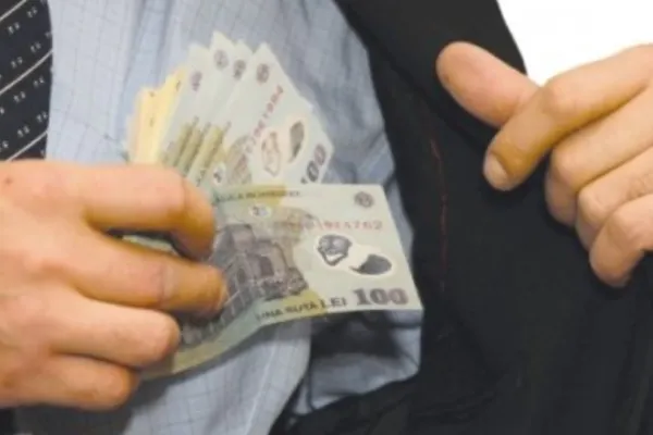 Șeful Gărzii de Mediu Tulcea, reţinut de DNA pentru luare de mită! Bărbatul, prins în flagrant într-un restaurant din municipiu