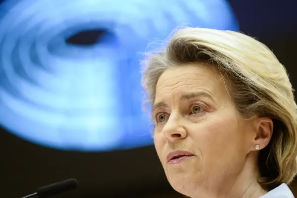 Mesaje de la Bruxelles pentru Nicolae Ciucă - Ce îi transmite Ursula von der Leyen, în limba română