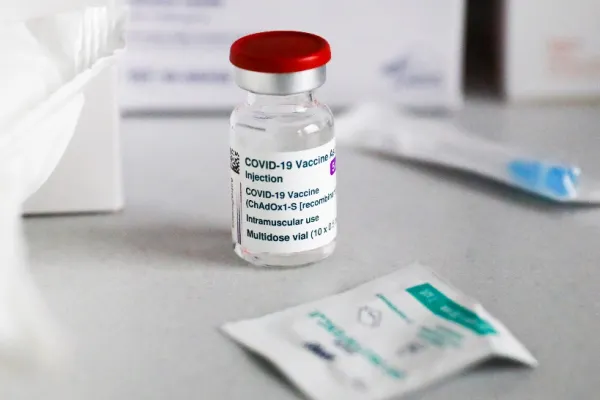 Germania relaxează restricțiile pentru persoanele imunizate. Administrarea vaccinului AstraZeneca, extinsă