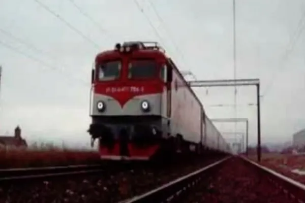 Accident feroviar în Ilfov: O mașină a fost lovită de tren! Șoferul a decedat