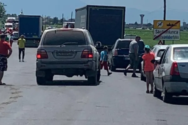 Accident TERIBIL în județul Covasna: Viața a două persoane, curmată într-o clipă. Alți 4 oameni sunt răniți