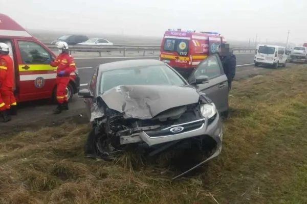 Accident grav: patru mașini implicate, 11 oameni răniți. Printre victime sunt și patru copii