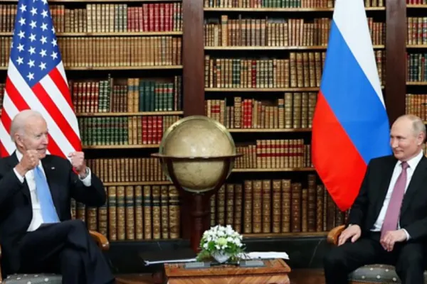 Întâlnirea ISTORICĂ Biden-Putin de la Geneva s-a încheiat - Detalii picante de la discuții și PRIMELE imagini cu greii lumii, față în față, după 11 ani