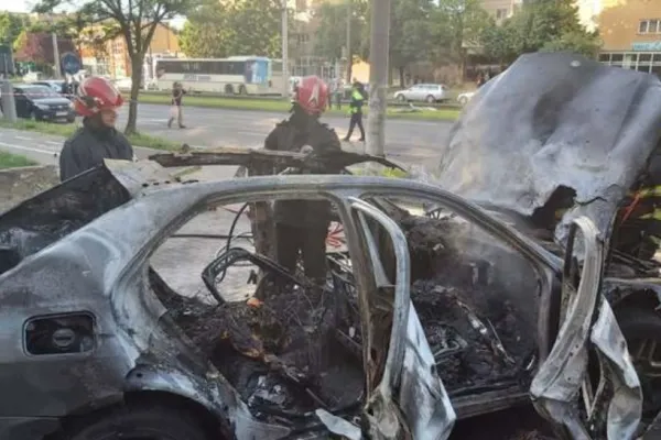 CRIMĂ în stil mafiot, la Arad. Mașina afaceristului Ioan Crișan a explodat în 18 rafale succesive! Încă un telefon a fost descoperit de polițiști