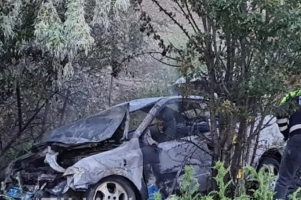 Accident teribil la Agigea. 5 tineri au ajuns la spital, după un accident în care mașina a luat foc. Toți consumaseră alcool