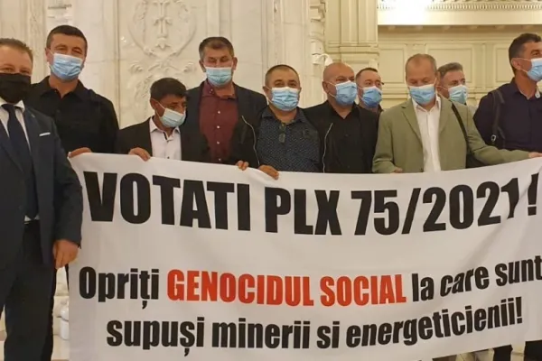 PENSIONAREA anticipată pentru mineri și energeticieni - VOTATĂ în Parlament