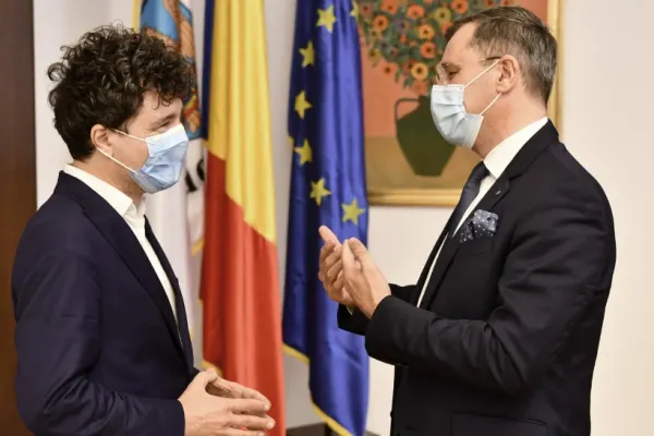 Nicușor Dan, întâlnire cu adjunctul primarului Parisului: „Discuția a vizat mai multe teme de administrație locală”