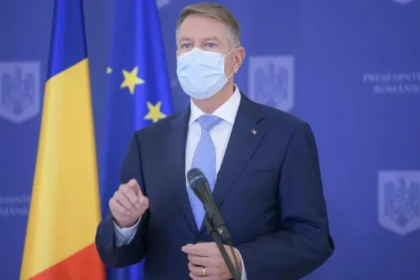 Klaus Iohannis, prima ieșire publică după tragedia de la Constanța și protestele anti-restricții și anti-vaccin: Pandemia a fost dublată de fakenews în ultimul an