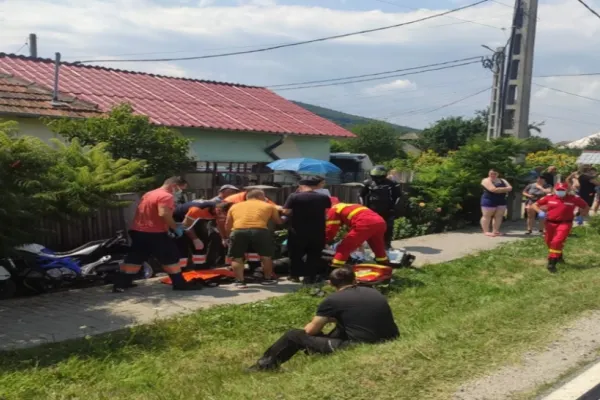 GRAV accident de motocicletă, în Vâlcea. Două persoane în stare CRITICĂ