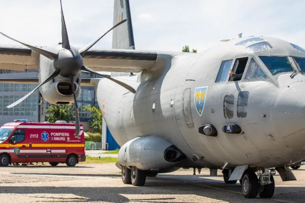 FOTO Răniții de la Petromidia, transferați în Germania cu o aeronavă a Forţelor Aeriene Române