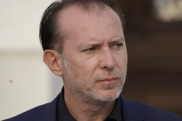 Liberalii îi cer EXPLICAȚII lui Cîțu după revocarea lui Alexandru Nazare. Premierul, acuzat că ar fi încălcat protocolul Coaliției