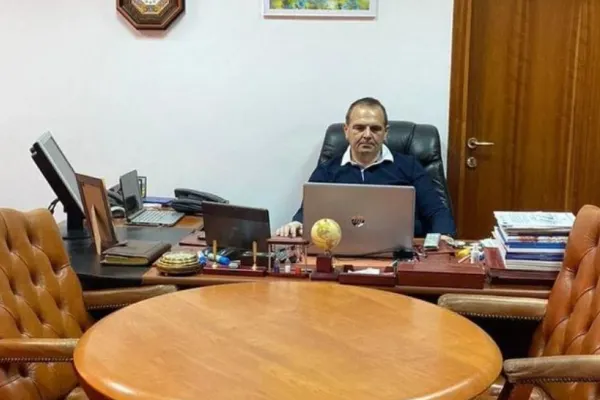Marea reformă de la Guvern. Bugetar de lux, salvat prin metoda comunistă a rotației cadrelor