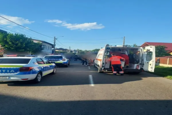Accident GRAV în județul Suceava, după ce 2 mașini s-au ciocnit frontal - 3 VICTIME, de urgență la spital