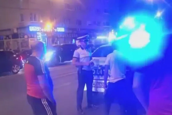 Accident cu mașina de poliție - Trei persoane au fost rănite și au avut nevoie de îngrijiri medicale