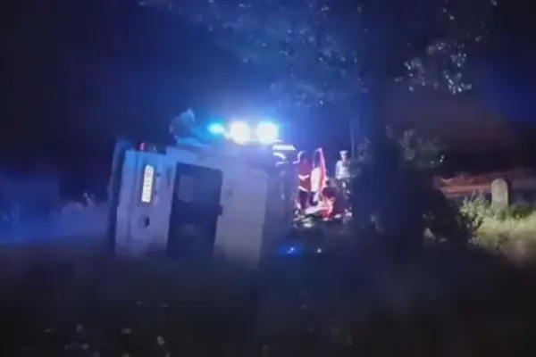 VIDEO Accident grav cu o autoutilitară în Teleorman: un om a murit