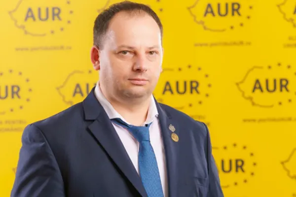Senator AUR, prins cu plantația de marijuana - Andrei Busuioc, probleme penale înainte de a intra în Parlament
