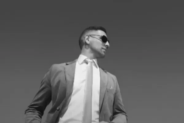 VIDEO Ora 21:00, la Realitatea Plus, povestea artistului care-și caută disperat mama