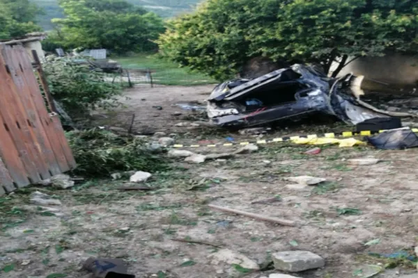 FOTO Accident mortal în județul Constanța: Un tânăr și-a pierdut viața după ce a intrat cu mașina în peretele unei case