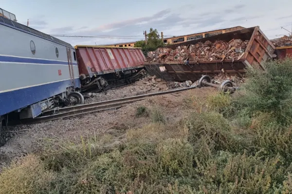 Operatorii feroviari, chemați de urgență la Ministerul Transporturilor, după accidentul de la Fetești