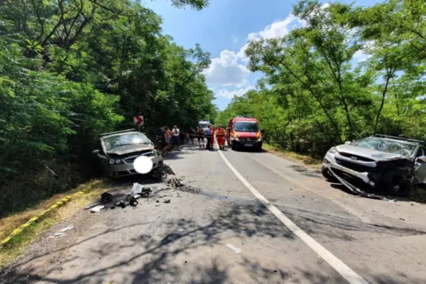 Accident cu victime pe Dealul Săbedului: Cinci persoane, dintre care doi copii, au ajuns la spital
