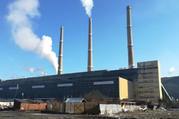 Proteste de amploare, după ce Termocentrala Mintia s-a închis. Peste 700 de angajaţi au fost dați afară