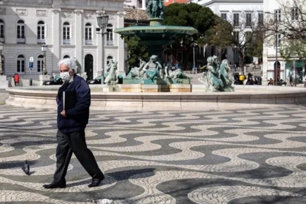 Portugalia impune certificat de vaccinare sau test negativ pentru turiști și clienții restaurantelor