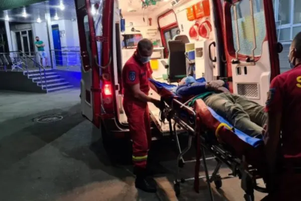 Deputat de 73 de ani, SALT ÎN GOL cu PARAȘUTA. Bărbatul, dus de urgență la SPITAL cu SMURD-ul, după un accident - detaliul tulburător