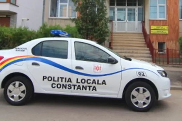 Caz tulburător, în Constanța: femeie dezbrăcată, găsită de polițiști pe stradă. Detaliul care a șocat