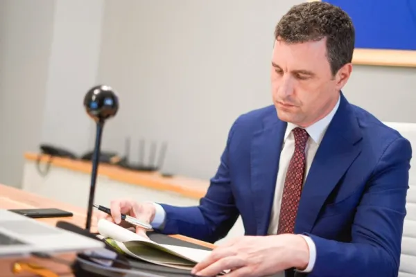 Tanczos Barna: „Guvernul va aproba actul normativ privind reducerea impactului anumitor produse din plastic”