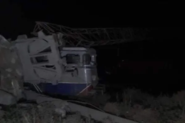 Ministrul Drulă, sancțiuni după accidentul de la Fetești. Vor fi întârzieri în trafic pe perioada reparațiilor