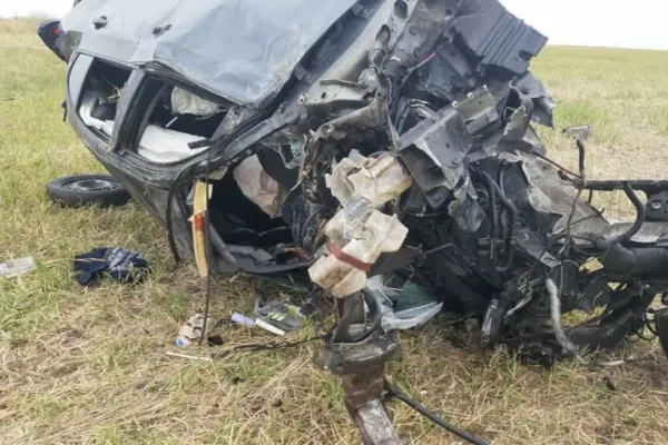 Un tânăr şi-a pierdut viaţa într-un GRAV accident rutier, în județul Olt: Mașina s-a transformat într-un munte de fier