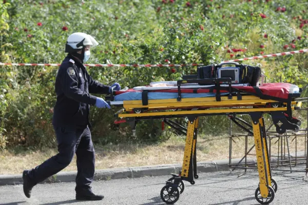 Accident groaznic pe un șantier de construcții. Un om a murit, iar un altul a fost grav rănit