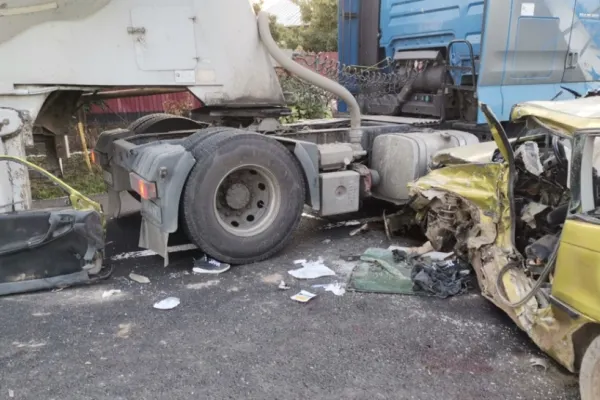 Accident pe autostrada A1, în Alba. Două autoturisme şi o autoutilitară, 2 persoane au fost rănite